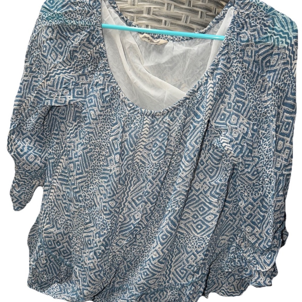 Lucky Brand Blue and White Geometric Blouse